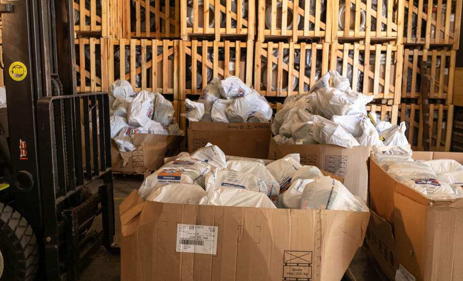 Após chuvas, Defesa Civil estadual envia material para apoio a Morretes e Antonina