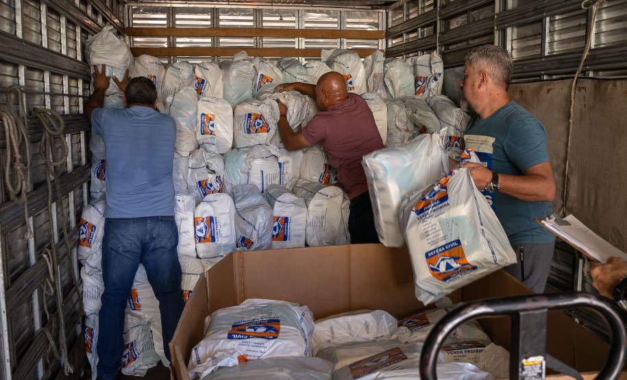 Após chuvas, Defesa Civil estadual envia material para apoio a Morretes e Antonina