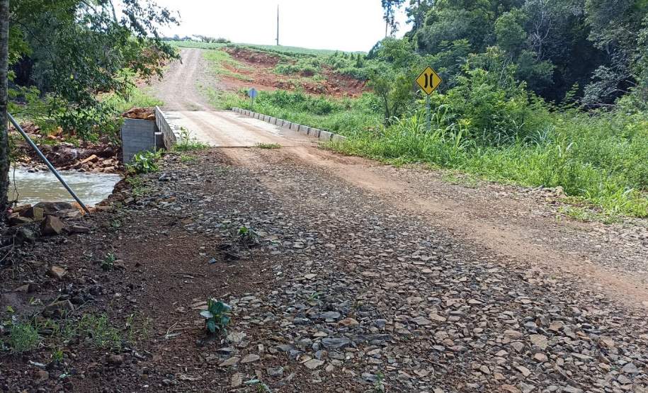 Com orientação e auxílio da Defesa Civil Estadual, Dois Vizinhos reconstrói seis pontes