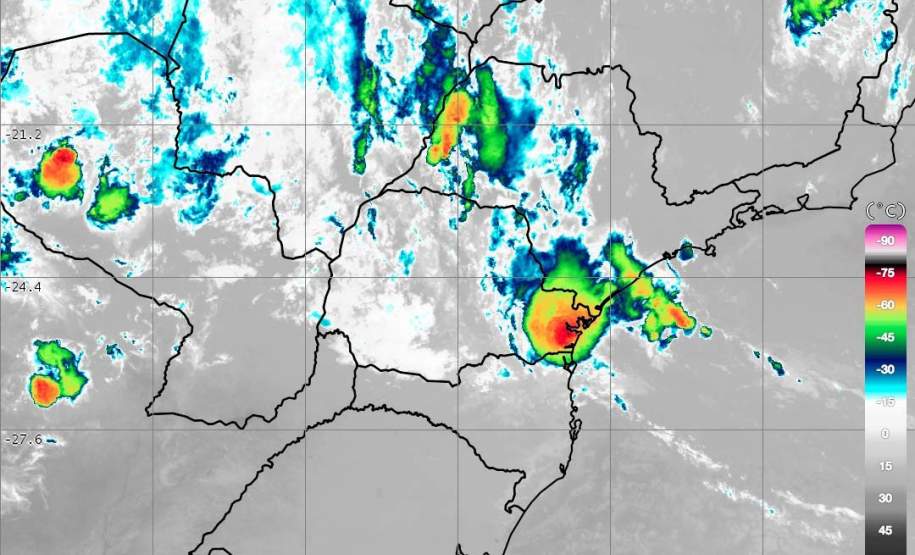 Com chuvas, Defesa Civil emite alerta para Morretes; Litoral tem força-tarefa para atendimentos