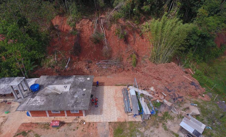 Defesa Civil Estadual vistoria áreas em Morretes afetadas pela enxurrada de fevereiro