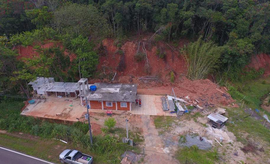 Defesa Civil Estadual vistoria áreas em Morretes afetadas pela enxurrada de fevereiro