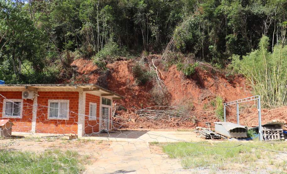 Defesa Civil Estadual vistoria áreas em Morretes afetadas pela enxurrada de fevereiro