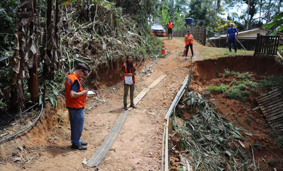 Defesa Civil Estadual vistoria áreas em Morretes afetadas pela enxurrada de fevereiro