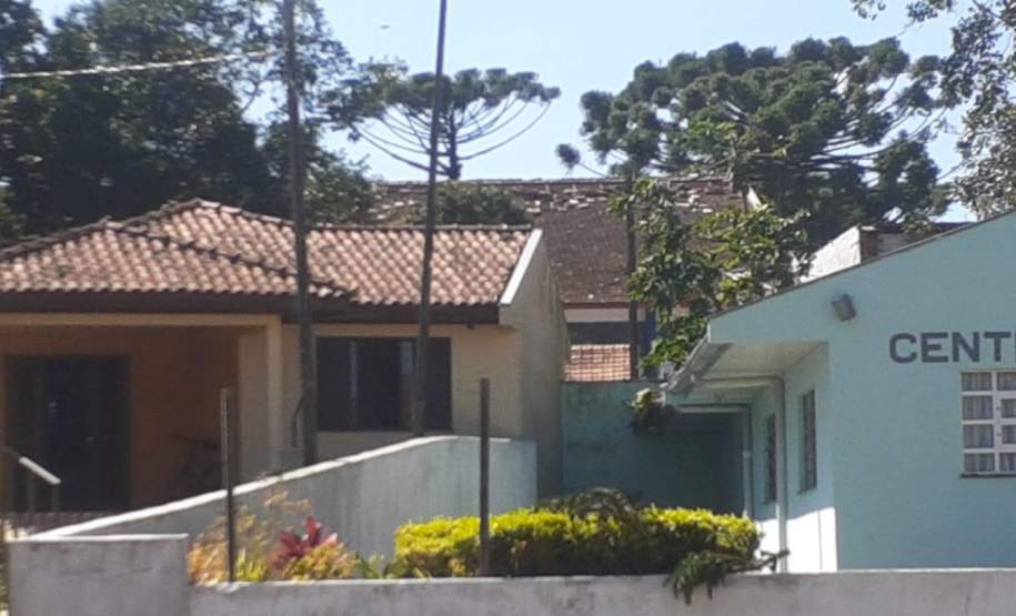 Após tempestade, Defesa Civil Estadual vai enviar 4 mil telhas para Balsa Nova