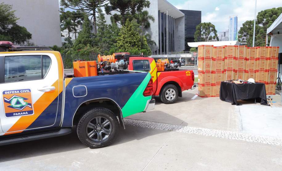 Resposta rápida: Estado entrega equipamentos a 100 municípios para combate a incêndios