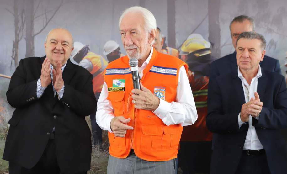 Resposta rápida: Estado entrega equipamentos a 100 municípios para combate a incêndios