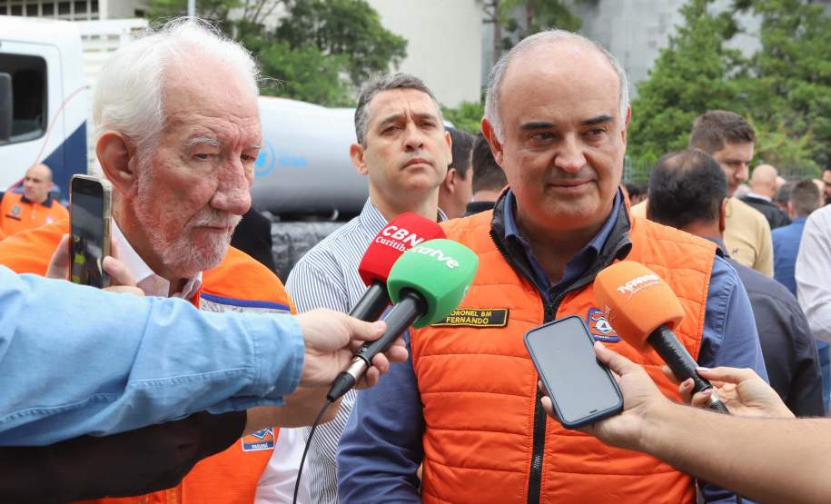 Resposta rápida: Estado entrega equipamentos a 100 municípios para combate a incêndios