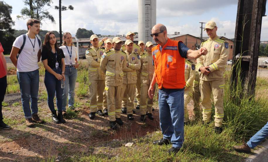 Técnicos Defesa Civil, IAT e Amep vão a campo avaliar condições geológicas na RMC