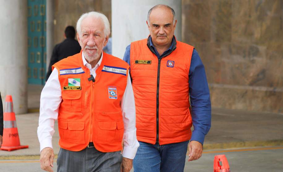 Resposta rápida: Estado entrega equipamentos a 100 municípios para combate a incêndios