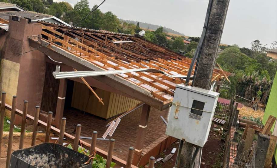 Defesa Civil atende municípios atingidos pelos temporais; ventos chegaram a 121 km/h