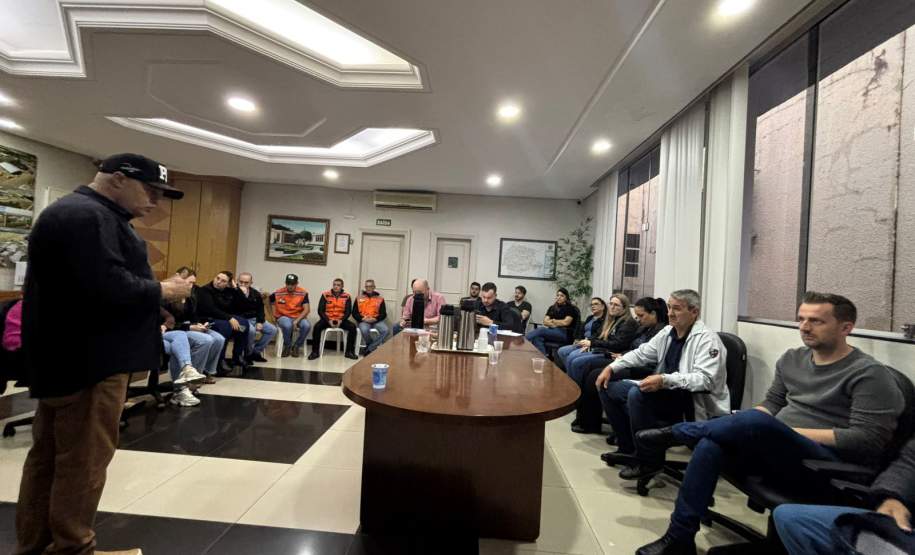 Defesa Civil atende municípios atingidos pelos temporais; ventos chegaram a 121 km/h