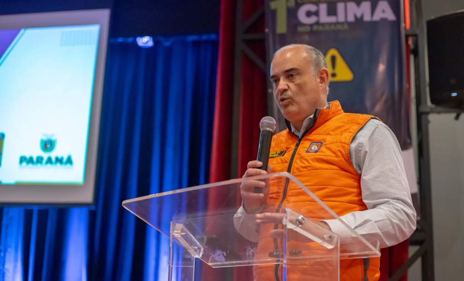 Conferência do Clima reúne prefeituras, apresenta dados meteorológicos e discute futuro