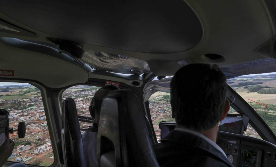 Em Rio Bonito do Iguaçu, Ratinho Junior anuncia força-tarefa para reconstrução das casas