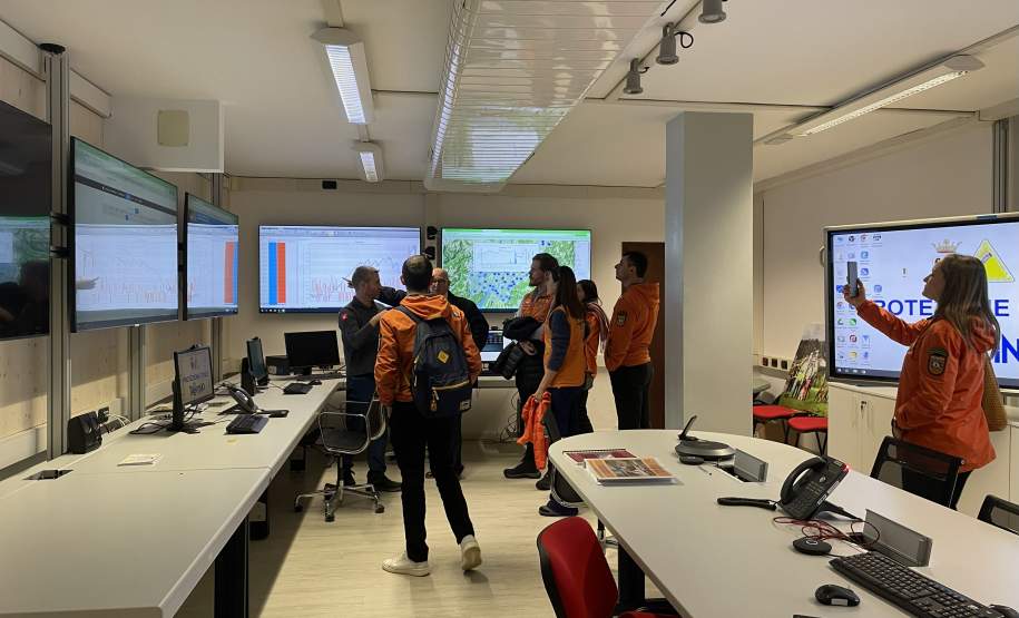 Riscos e repostas a desastres: Defesa Civil do Paraná participa de visita técnica à Itália