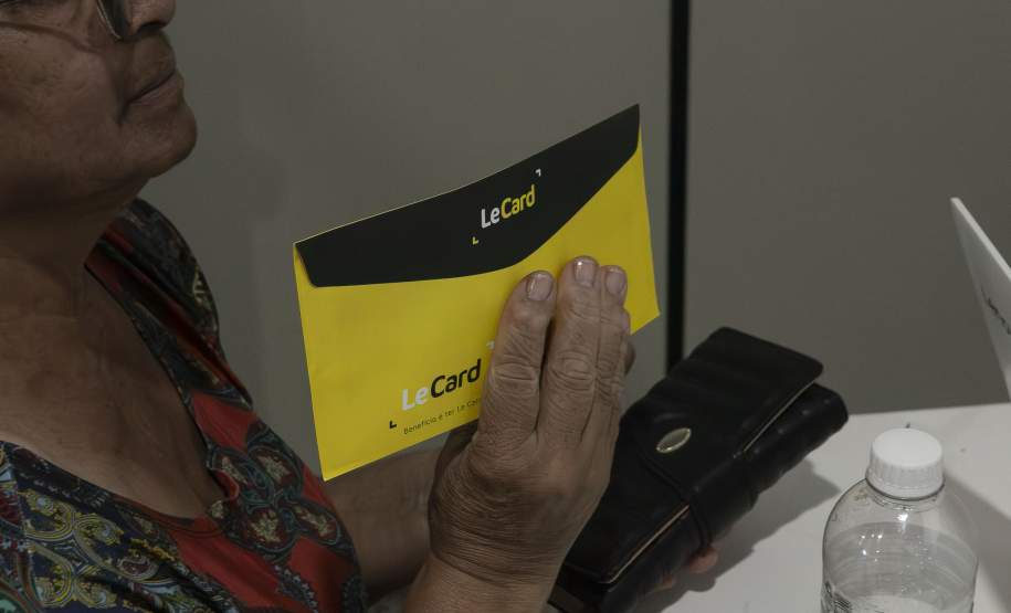 Estado entrega primeiros cartões de até R$ 50 mil para reconstrução de casas em Rio Bonito do Iguaçu