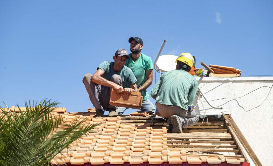 Cartão Reconstrução: como será o apoio do Estado aos atingidos pelo tornado em Rio Bonito do Iguaçu
