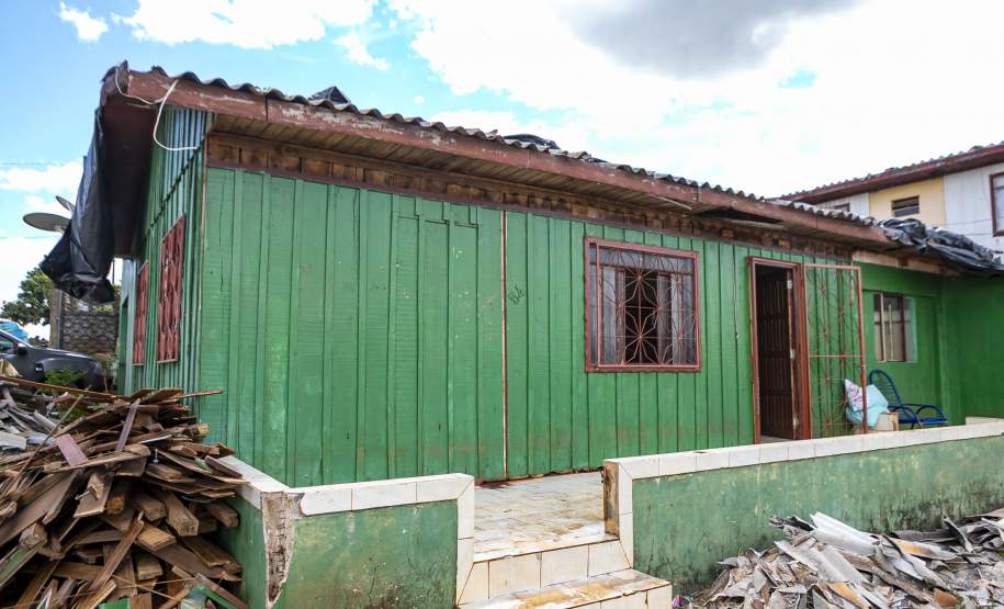 Histórias comoventes: moradores de Rio Bonito do Iguaçu começam a reconstruir a vida