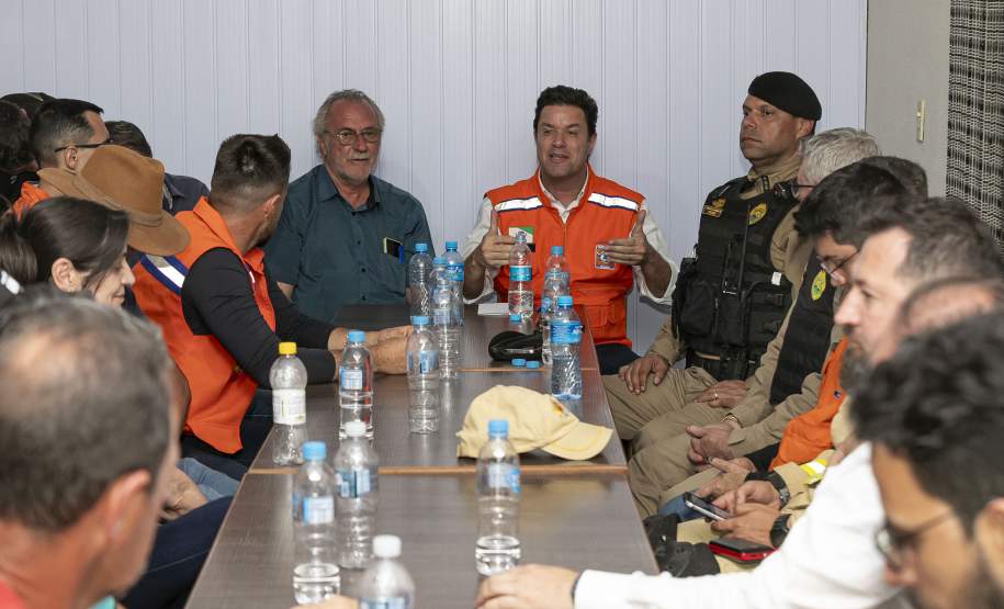Defesa Civil já entregou 4 toneladas de alimentos em Rio Bonito do Iguaçu; cidade precisa de materiais de construção