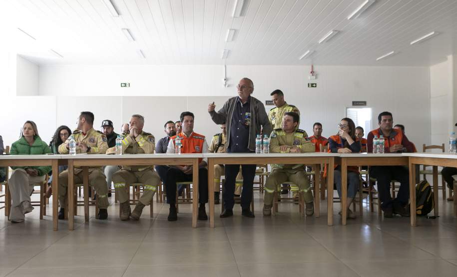 Governo do Estado alinha novas ações para a reconstrução de Rio Bonito do Iguaçu