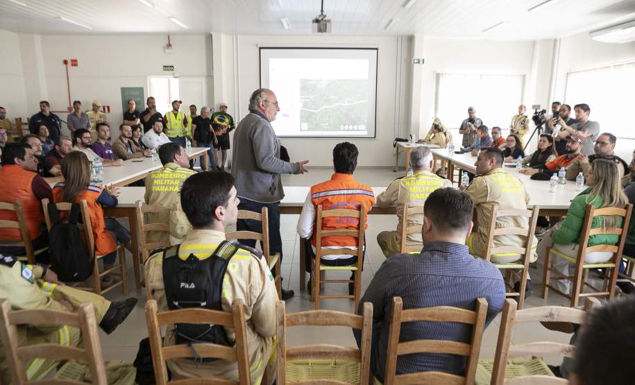 Governo do Estado alinha novas ações para a reconstrução de Rio Bonito do Iguaçu