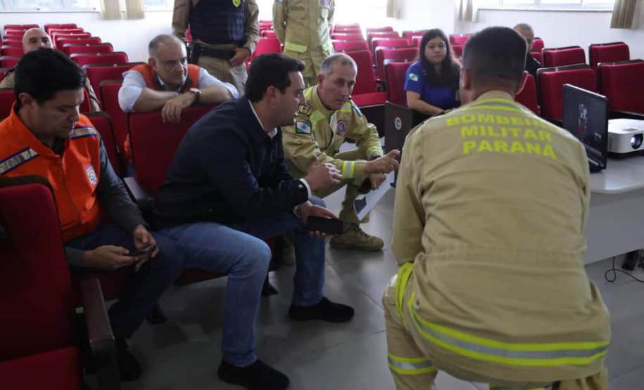 432 pessoas são atendidas após tornado em Rio Bonito do Iguaçu; governador decola para região