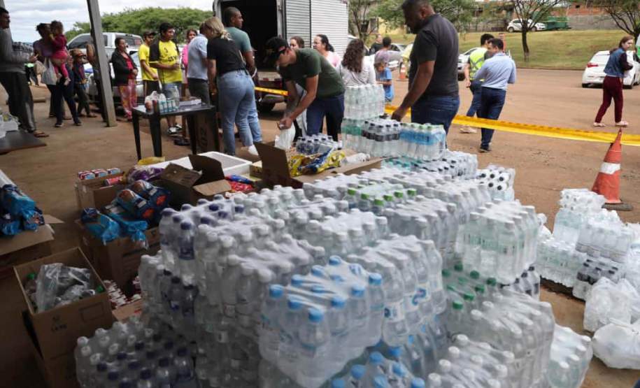 Em Rio Bonito do Iguaçu, Ratinho Junior anuncia força-tarefa para reconstrução das casas