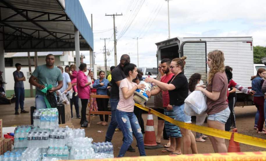 Em Rio Bonito do Iguaçu, Ratinho Junior anuncia força-tarefa para reconstrução das casas