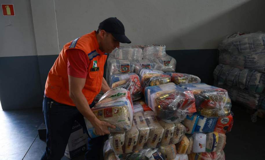 Com mais de mil desalojados e desabrigados, governo e municípios preparam abrigos