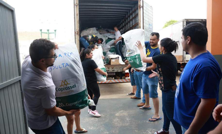 Com mais de mil desalojados e desabrigados, governo e municípios preparam abrigos
