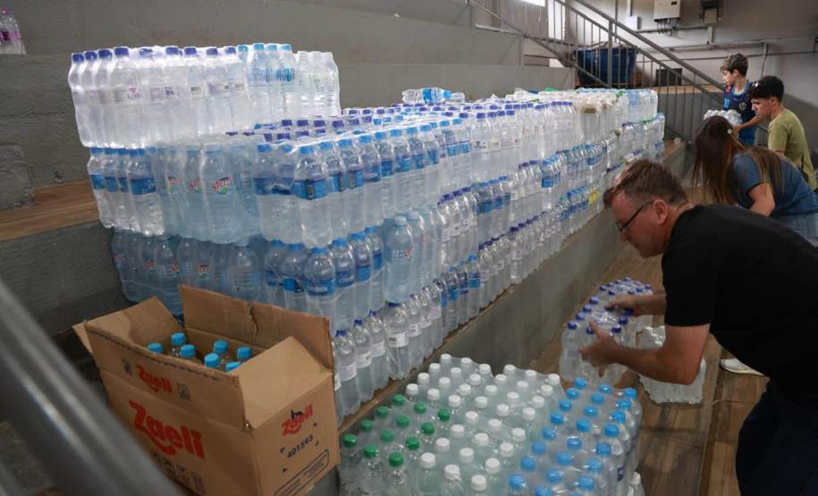 Com mais de mil desalojados e desabrigados, governo e municípios preparam abrigos