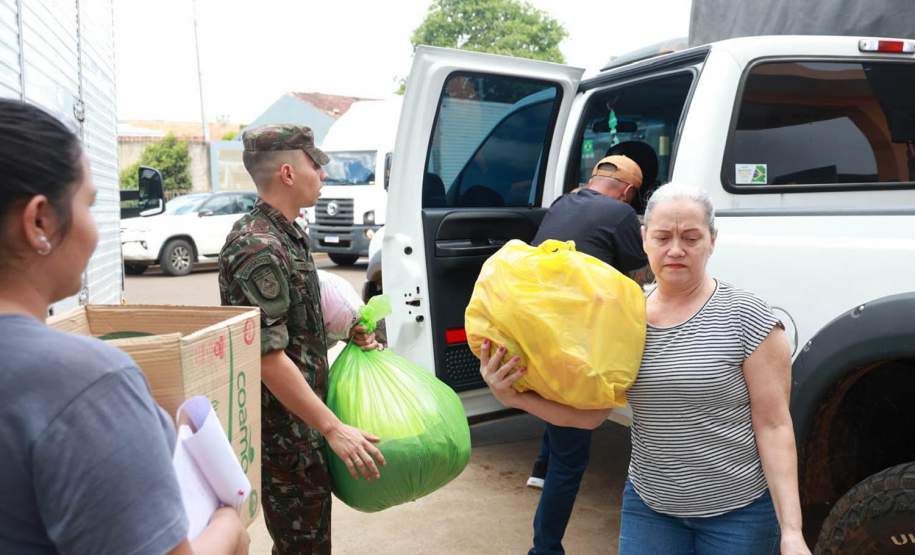 Com mais de mil desalojados e desabrigados, governo e municípios preparam abrigos