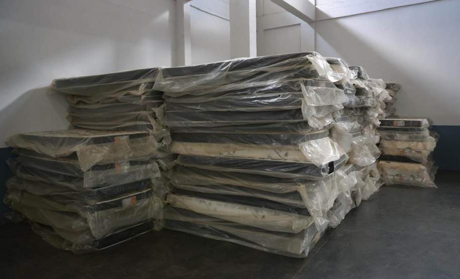 Com mais de mil desalojados e desabrigados, governo e municípios preparam abrigos