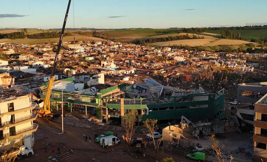 Estado vai liberar R$ 50 milhões de Fundo de Calamidade para reconstrução de Rio Bonito do Iguaçu