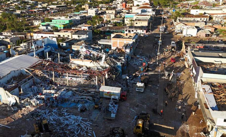 Estado vai liberar R$ 50 milhões de Fundo de Calamidade para reconstrução de Rio Bonito do Iguaçu