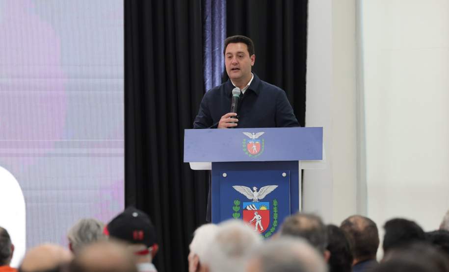 Governo fortalece estrutura de enfrentamento a desastres com 110 novos veículos e robôs de combate a incêndio