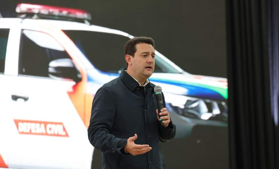 Governo fortalece estrutura de enfrentamento a desastres com 110 novos veículos e robôs de combate a incêndio