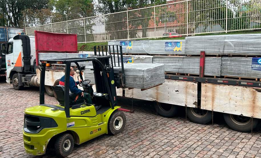 Defesa Civil envia ajuda humanitária para quatro cidades impactadas por temporais