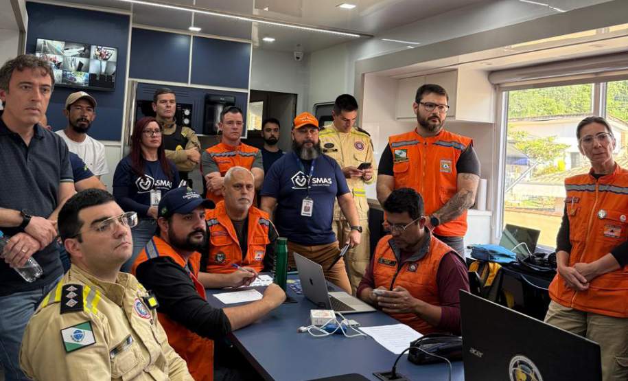 Estado, União e municípios iniciam levantamento de danos em estruturas de Cerro Azul e Adrianópolis