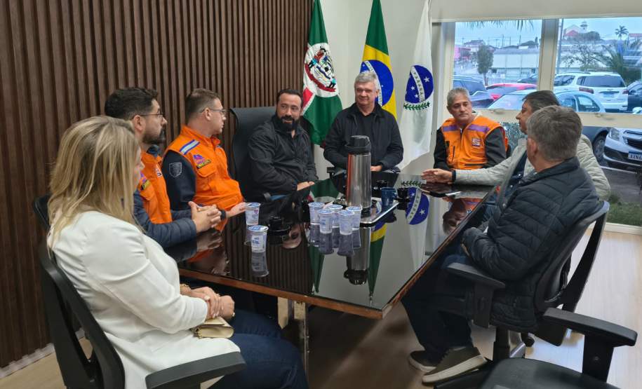 Após tornado, Defesa Civil auxilia município e moradores de Piraí do Sul