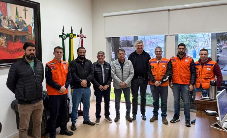 Após tornado, Defesa Civil auxilia município e moradores de Piraí do Sul