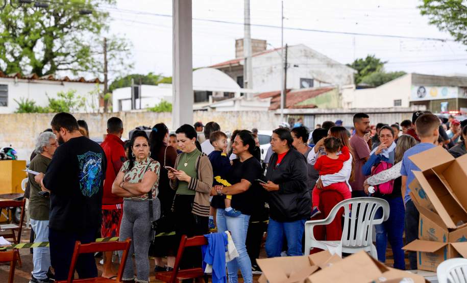 Governador em exercício vistoria estragos causados por temporal em Apucarana