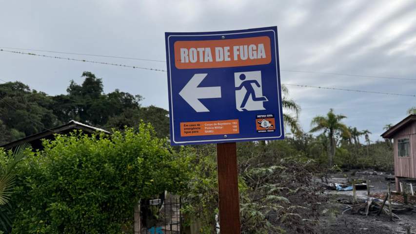 Simulado da Defesa Civil em Antonina treina população para situações de inundação Foto: Defesa Civil Simulado da Defesa Civil em Antonina treina população para situações de inundação Foto: Defesa Civil Simulado da Defesa Civil em Antonina treina população para situações de inundação Foto: Defesa Civil Simulado da Defesa Civil em Antonina treina população para situações de inundação Foto: Defesa Civil Simulado da Defesa Civil em Antonina treina população para situações de inundação Foto: Defesa Civil Simulad